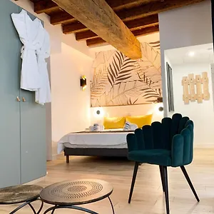Luxe Et Calme En Hyper Centre - La Cour Des Bois , Lyon Frankrijk